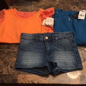 4 piece lot of little girls clothes